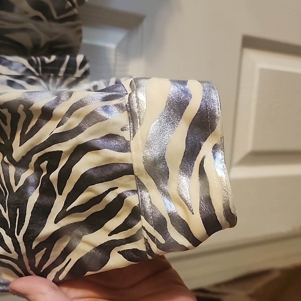 Zebra print jacket - Picture 4 of 8